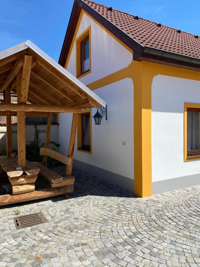 Gaestehaus Fischer Rohrendorf Bed & Breakfast Rohrendorf bei Krems Екстериор снимка