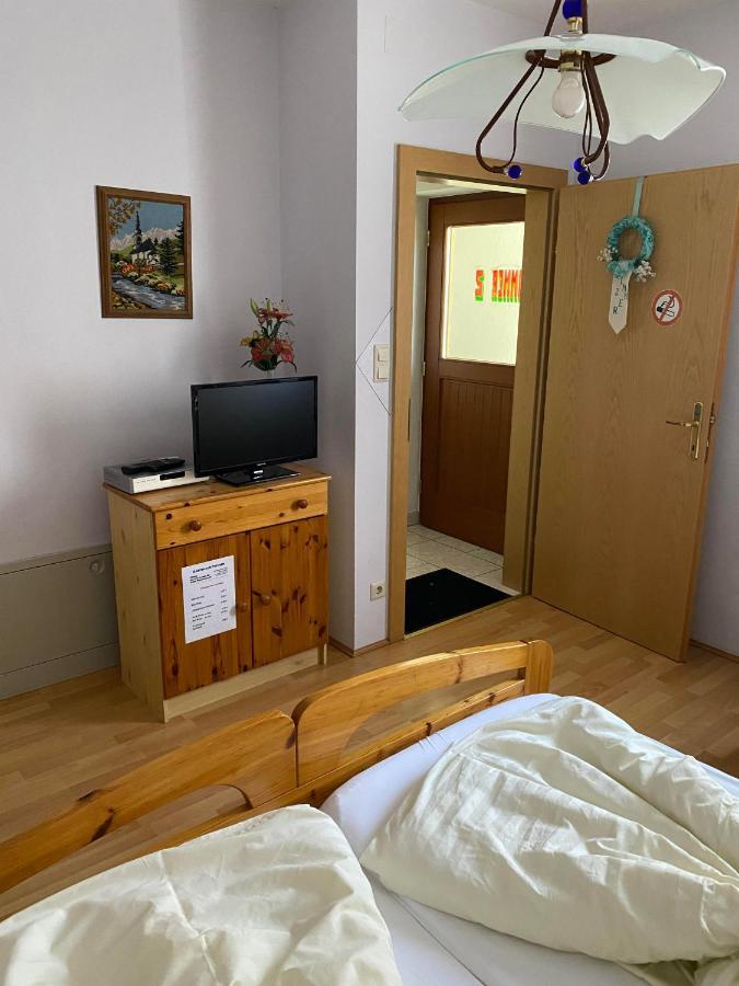 Gaestehaus Fischer Rohrendorf Bed & Breakfast Rohrendorf bei Krems Екстериор снимка